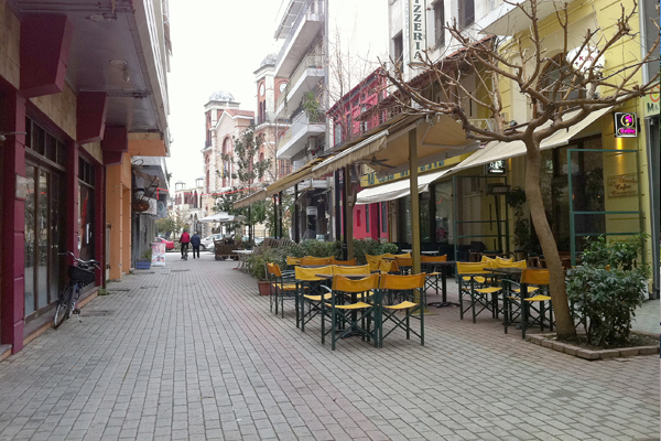 Για τον κανονισμό λειτουργίας πεζοδρόμων και&nbsp;πλατειών.